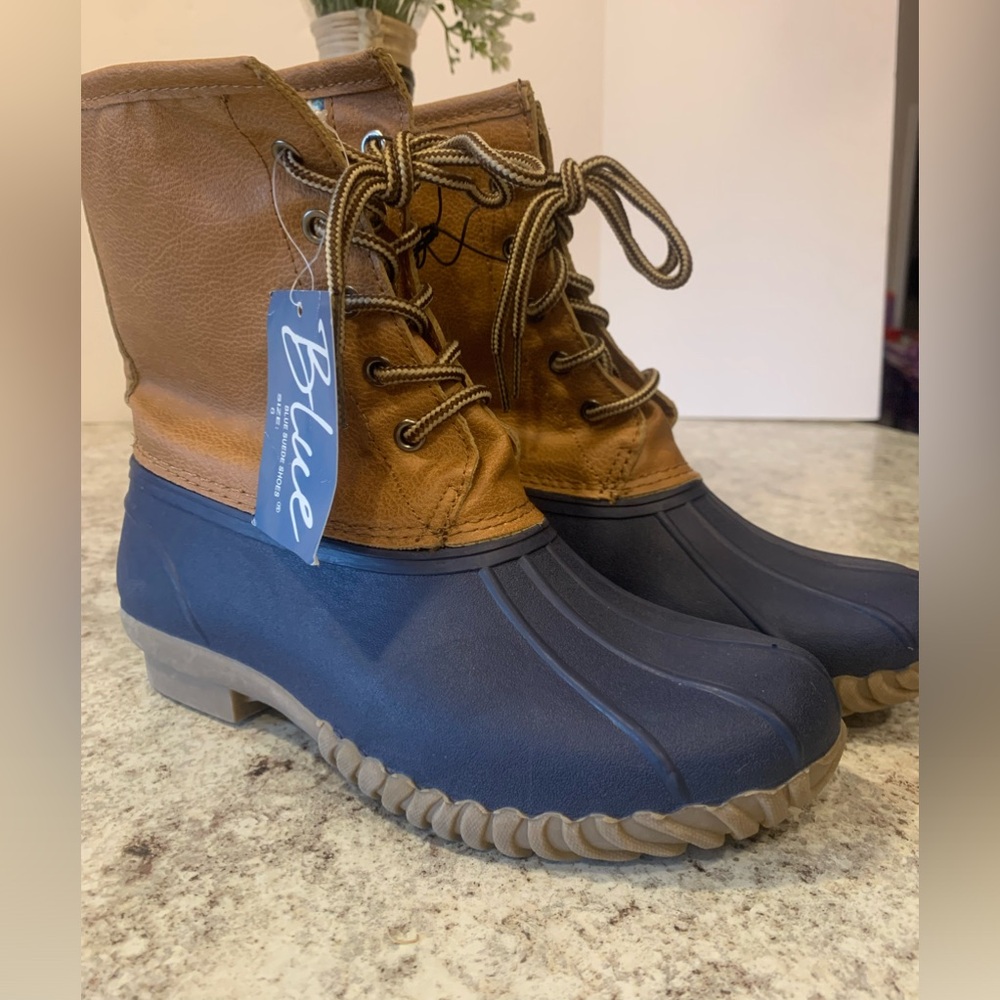 Blue Women’s size 6 new with tags, rain boots, Blue suede shoes
